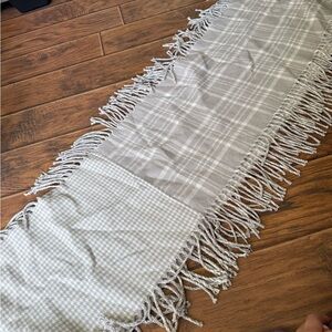 Tristan Light Gray Checkered Scarf with Fringe